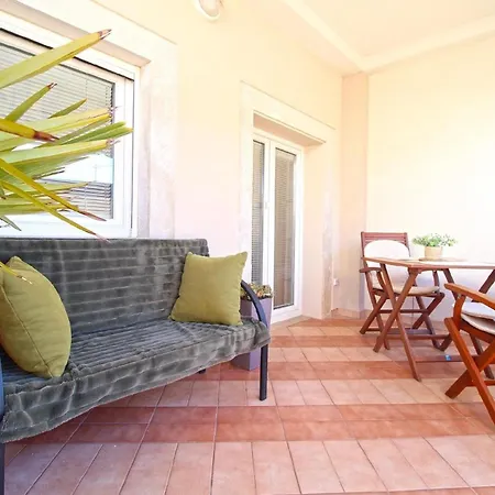 Fuer 2 Personen Ca 18 Qm In Vinkuran, Istrien Istrische Riviera Apartment *