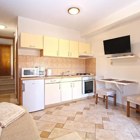 Fuer 2 Personen Ca 18 Qm In Vinkuran, Istrien Istrische Riviera Apartment