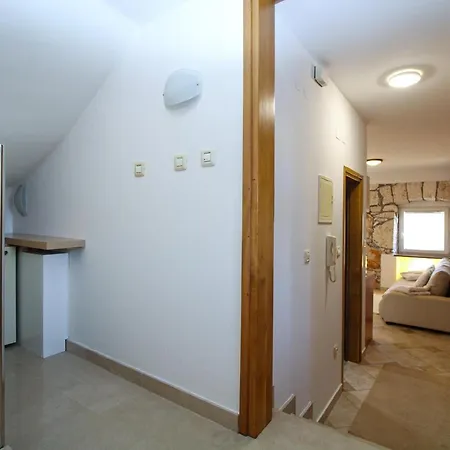 Apartment Fuer 2 Personen Ca 18 Qm In Vinkuran, Istrien Istrische Riviera *